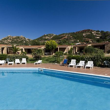 Residence Le Baiette Costa Paradiso Bagian luar foto