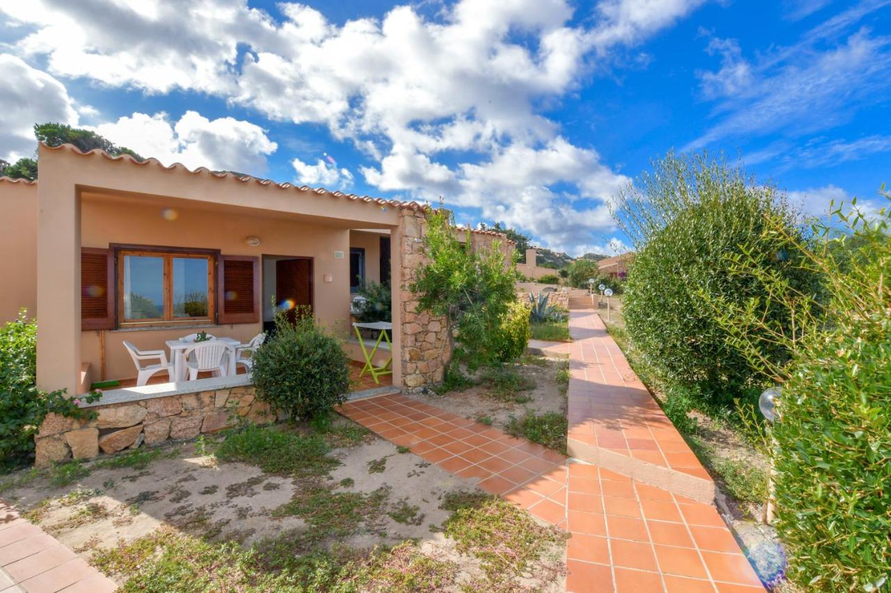 Residence Le Baiette Costa Paradiso Bagian luar foto